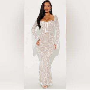 Absolutely gorgeous dress final price❌